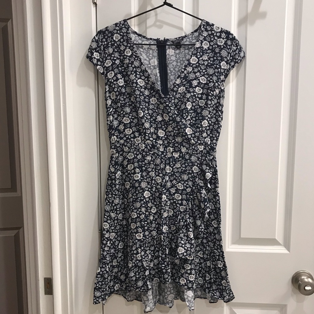 J. Crew Mercantile Blue Floral Dress (0)